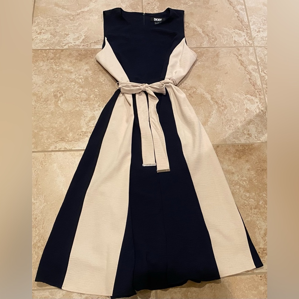DKNY Women's Navy Blue & Cream Sleeveless Tie-Waist A-Line Midi Dress (Size 12) - Picture 12 of 14